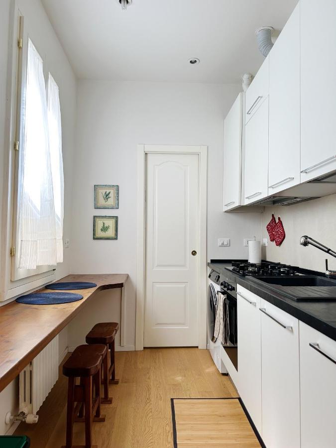 Koro'S Apartments Bologne Extérieur photo